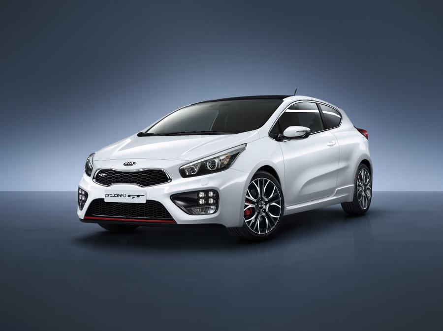  Kia pro_cee&rsquo;d GT 2013 года  (фото 5 из 15)